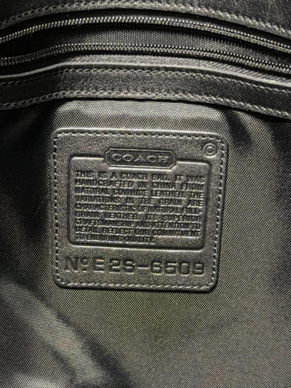 Coach Hampton Tote Bag in Black Leather, Vintage E2S-6509 - Picture 3 of 6